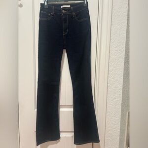 Levi 725 high rise bootcut jeans, 26x32, new, worn once, never washed.